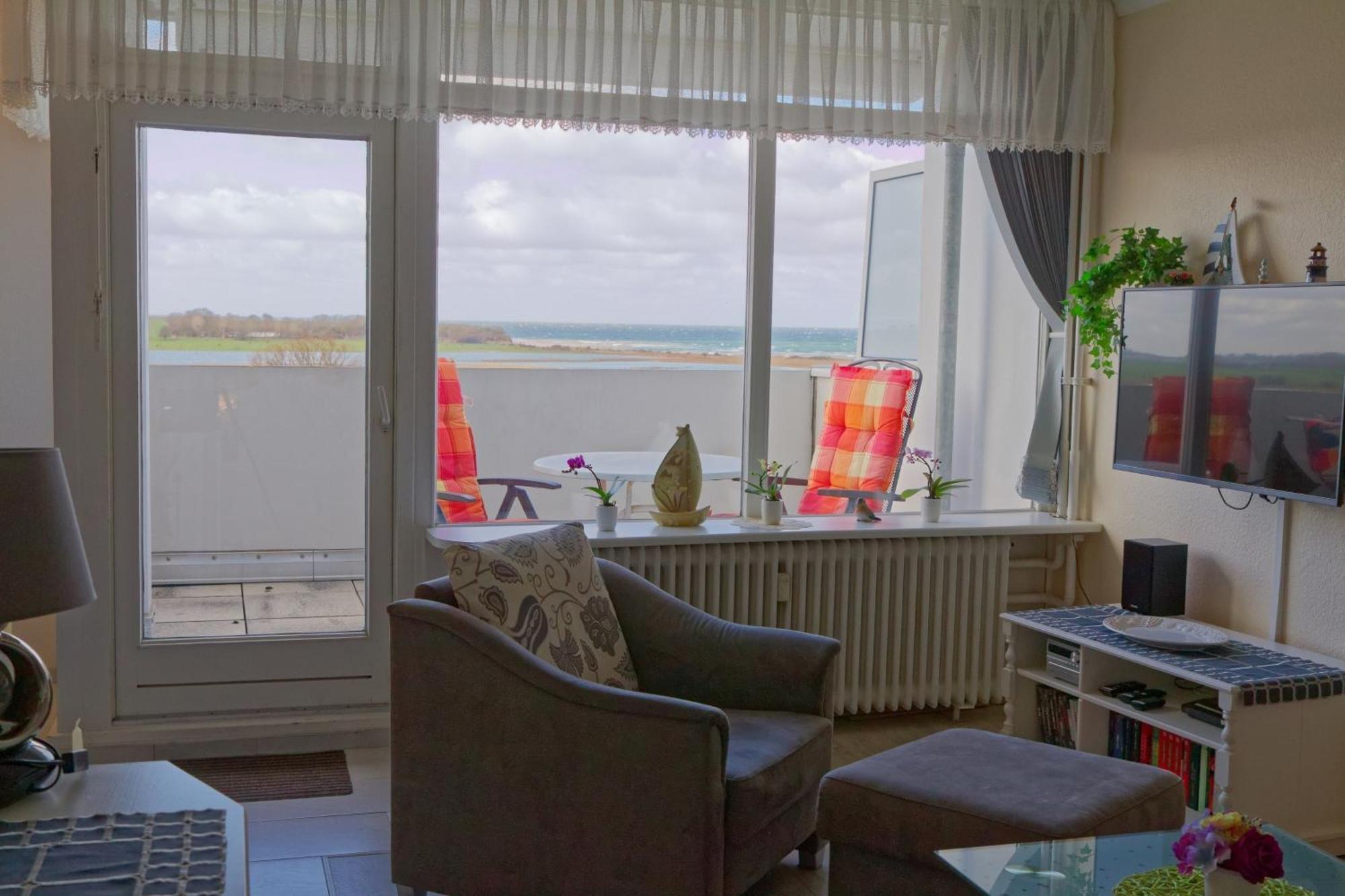 Appartement "Sonnenperle" Хайлигенхафен Екстериор снимка